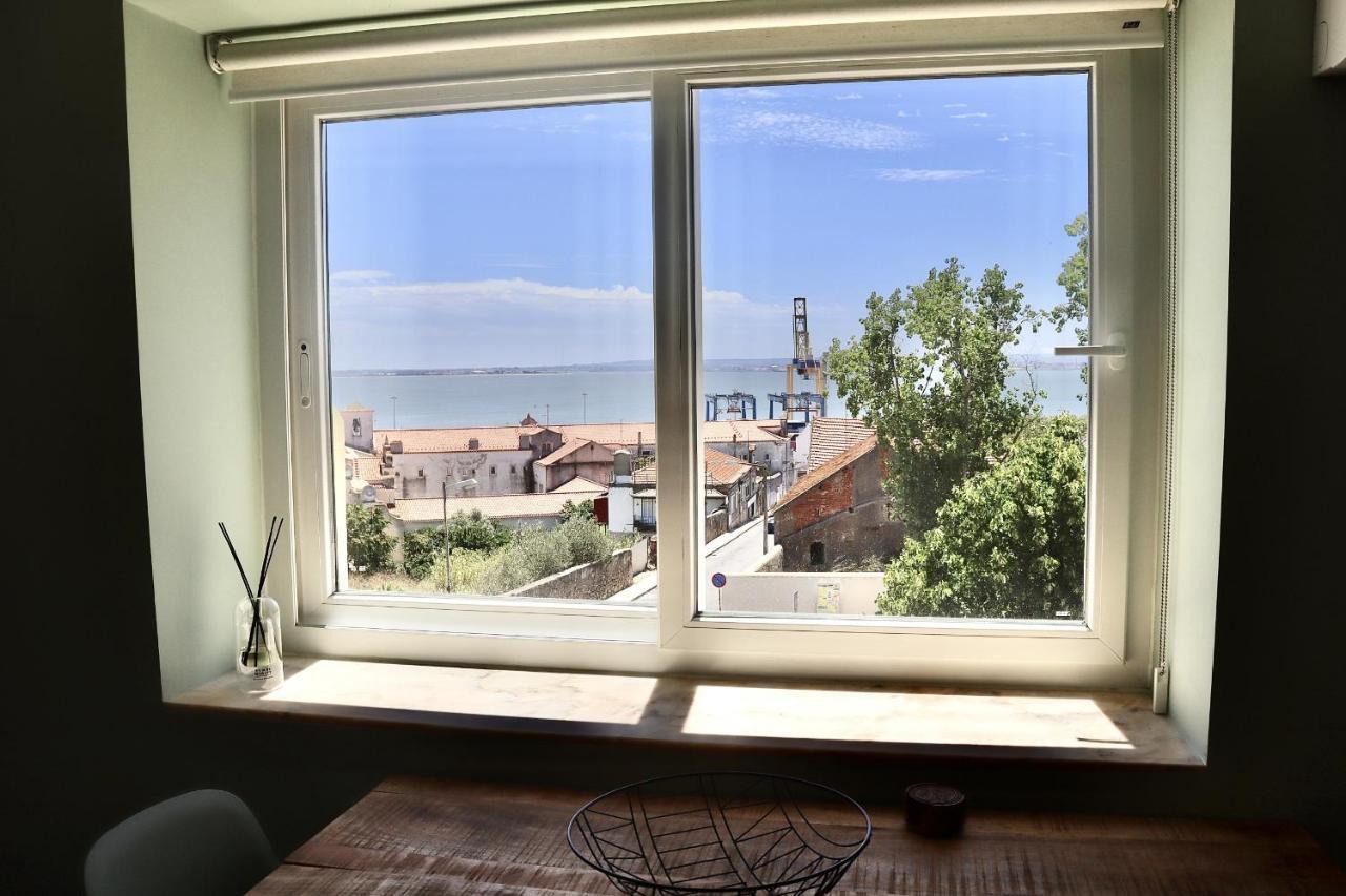 Lisbon, T2 Renewed Duplex With River View, Beato, Lisboa Eksteriør bilde